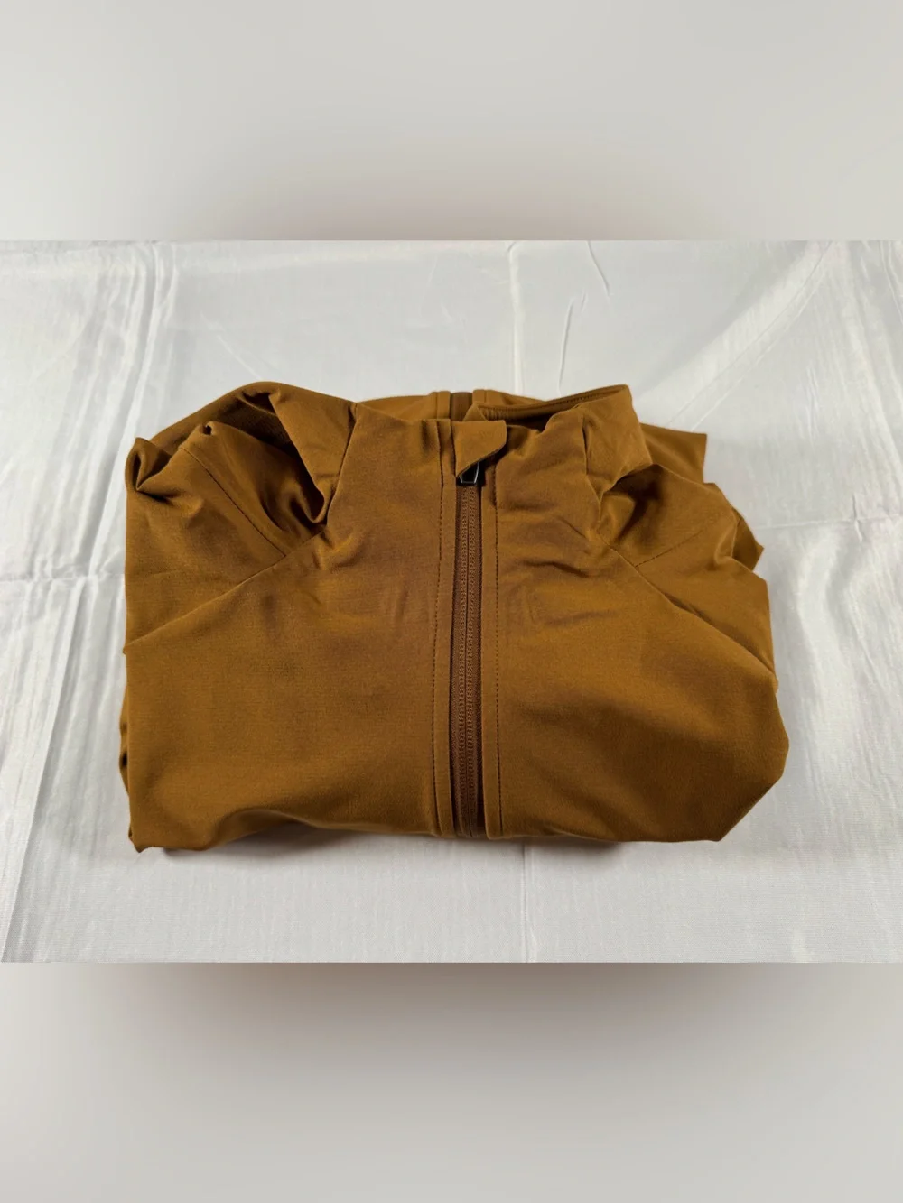 lululemon athletica vaulted lululemon